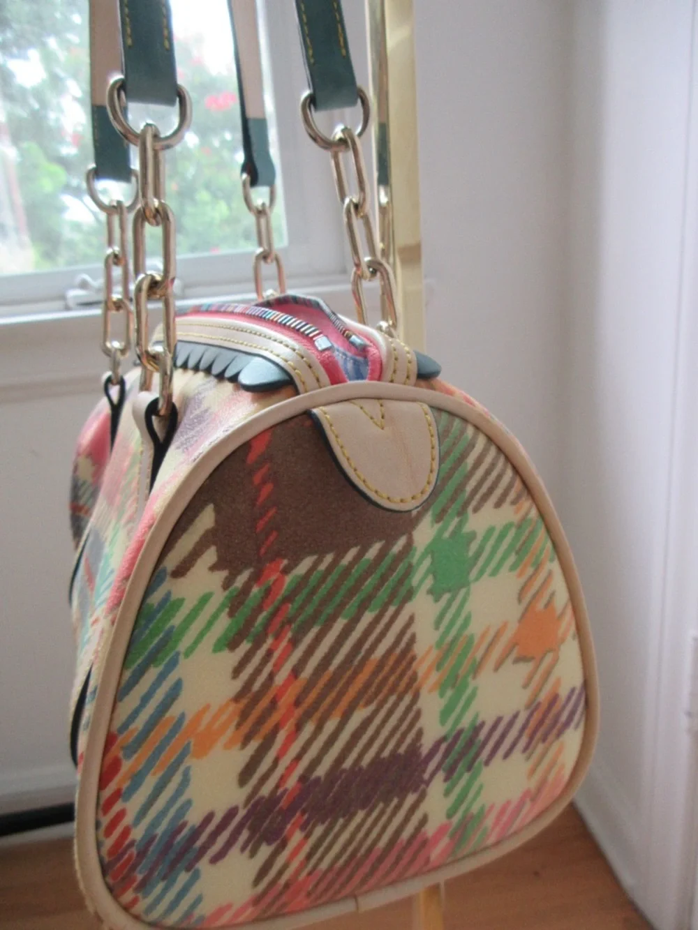 Dooney & Bourke Multicolor Plaid Barrel Bag with Pink Heart Tag - Picture 8 of 8